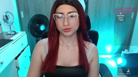 Snapshot of queenlilith_paradise chatting on 04/13/26, 10:59 Queenlilith online show from 04/13/26, 10:59