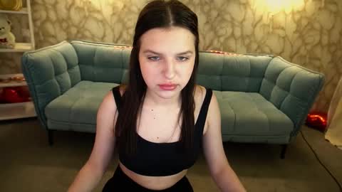 Snapshot of queenlilithh chatting on 03/26/26, 03:50 queenlilithh online show from 03/26/26, 03:50