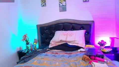 VickyBoobss online show from 04/08/26, 08:20