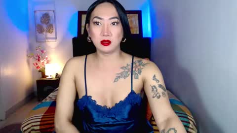 QUEEN online show from 02/20/25, 04:18