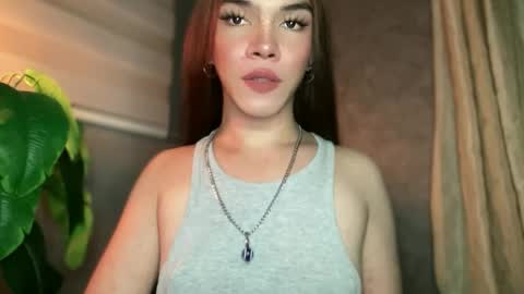 Snapshot of queenn_xxx chatting on 02/02/26, 09:30 QUEEN online show from 02/02/26, 09:30