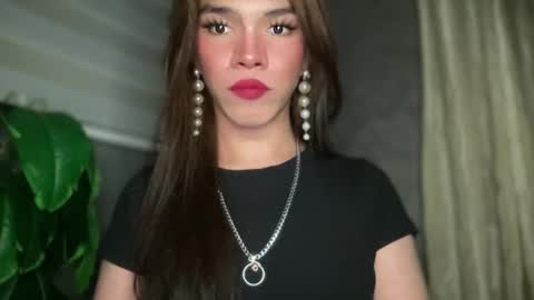 Snapshot of queenn_xxx chatting on 03/03/26, 07:31 QUEEN online show from 03/03/26, 07:31