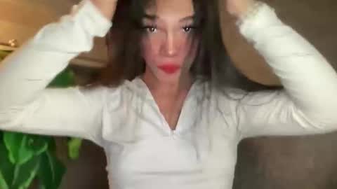 QUEEN online show from 03/09/26, 05:39