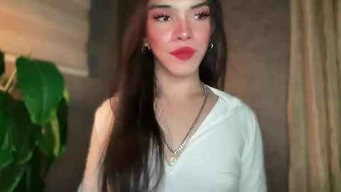 QUEEN online show from 04/04/26, 02:10