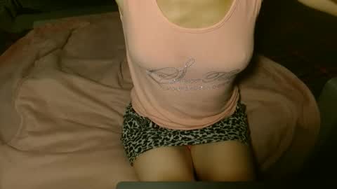 queenoftenderness online show from 09/17/25, 06:20