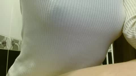 queenoftenderness online show from 03/11/26, 06:58