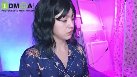     follow my new insta  online show from 11/19/25, 05:35