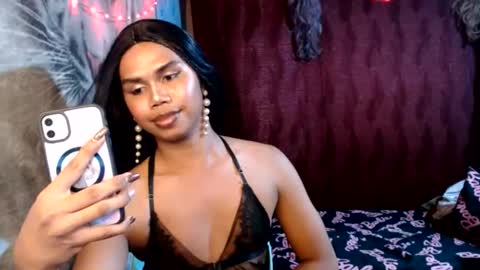 Snapshot of queenpinayebony_xx chatting on 06/22/26, 12:57 queenpinayebony_xx online show from 06/22/26, 12:57