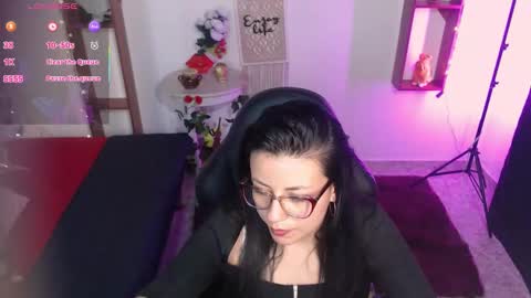 queenrose94 online show from 03/12/26, 12:33