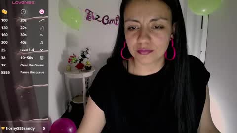 queenrose94 online show from 05/27/26, 09:23