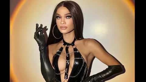 ValentinaMoone online show from 12/28/24, 11:52