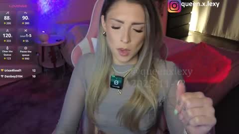 Snapshot of queenx_lexy chatting on 11/12/25, 06:41 queenx_lexy online show from 11/12/25, 06:41