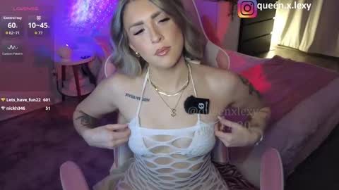Snapshot of queenx_lexy chatting on 11/20/25, 05:12 queenx_lexy online show from 11/20/25, 05:12