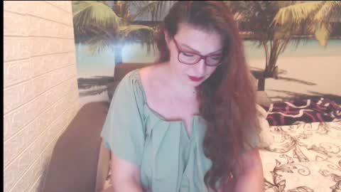 Snapshot of queenxnatasha chatting on 11/19/25, 09:59 queenxnatasha online show from 11/19/25, 09:59