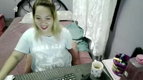 quelly40 online show from 11/06/25, 04:52