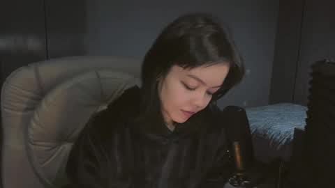 quietluxury online show from 02/12/26, 01:39