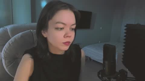 quietluxury online show from 03/12/26, 12:44