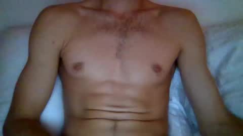 Snapshot of quiii1103 chatting on 10/04/25, 02:31 quiii1103 online show from 10/04/25, 02:31