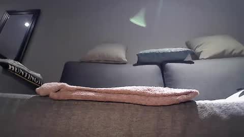 Snapshot of quik32 chatting on 03/08/25, 04:45 quik32 online show from 03/08/25, 04:45