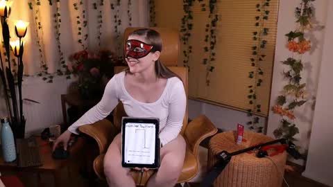 QuinnMonroe online show from 02/18/25, 08:14