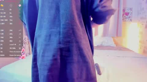 Quyen online show from 04/14/26, 07:03