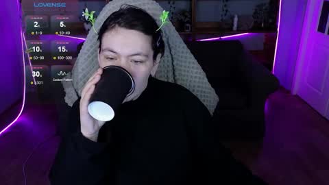 qwertyannie_lbo online show from 04/23/26, 02:02