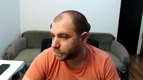 R0bila online show from 04/11/26, 10:03