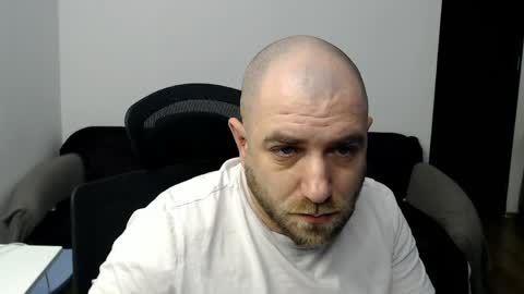 R0bila online show from 05/06/26, 07:08