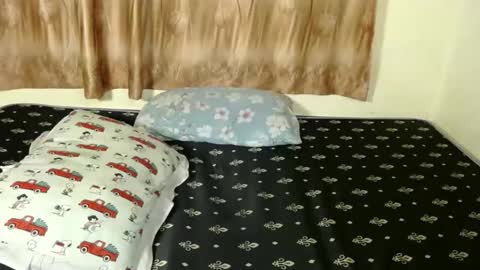 r153010 online show from 11/22/25, 08:52