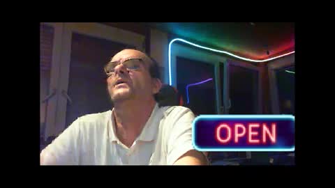 Snapshot of r_2d2_ chatting on 02/28/25, 10:39 dj mike online show from 02/28/25, 10:39