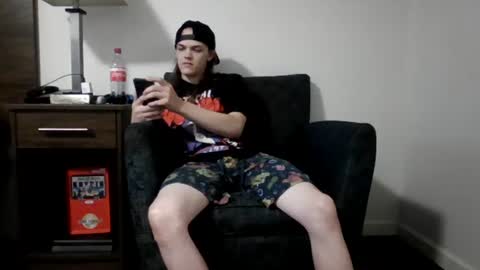 Snapshot of r_monkey583 chatting on 09/09/25, 12:05 r_monkey583 online show from 09/09/25, 12:05