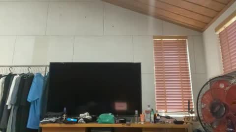 rabbit_eyes69 online show from 04/19/26, 09:08