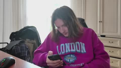 Snapshot of rabbitboyy1 chatting on 10/21/25, 11:33 rabbitboyy online show from 10/21/25, 11:33