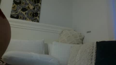 Snapshot of rachaelrose30 chatting on 11/07/25, 10:43 rachaelrose30 online show from 11/07/25, 10:43