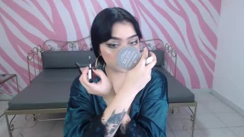 Snapshot of rachel_deal chatting on 02/09/25, 01:03 Rachel online show from 02/09/25, 01:03