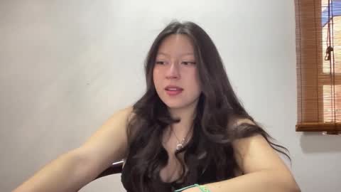 Snapshot of rachel_james__ chatting on 11/16/25, 09:42 rachel james online show from 11/16/25, 09:42