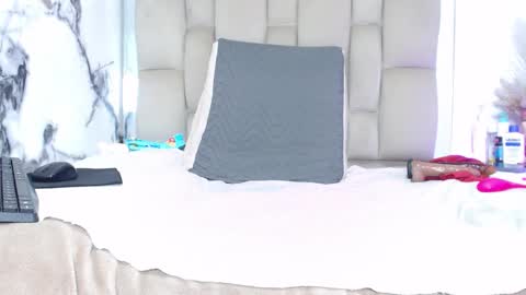 Snapshot of rachele_x chatting on 02/09/26, 02:10 Rachel online show from 02/09/26, 02:10