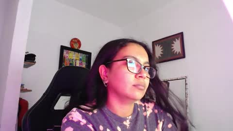 rachell_420 online show from 11/04/25, 11:09