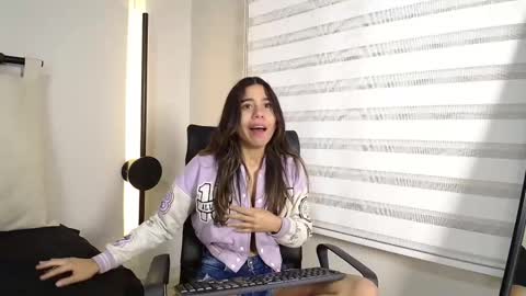 Rachell online show from 02/16/25, 09:59