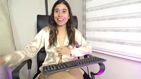 Rachell online show from 02/26/25, 09:53