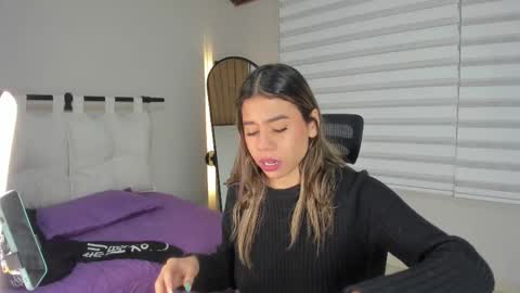 Rachell online show from 12/03/25, 03:58