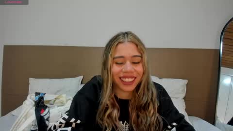Rachell online show from 05/05/26, 04:09