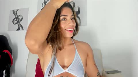 rachell_owen online show from 10/13/25, 11:21