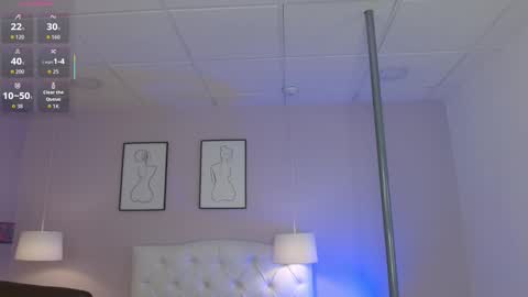 rachellparker_ online show from 11/18/25, 11:14