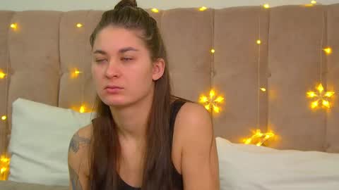 RachellSimpson online show from 12/22/24, 06:48