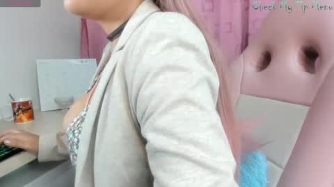 REY online show from 03/10/25, 12:18