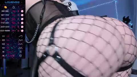  Miko Pleasee help me get 100 likes online show from 01/10/26, 10:17