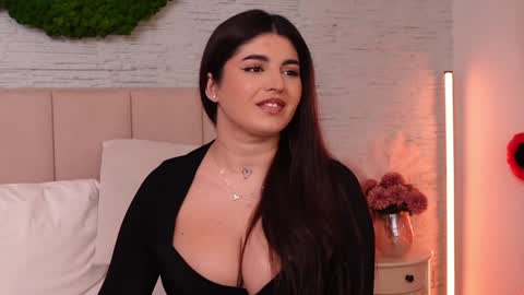 RachelSwaan online show from 12/02/24, 11:01