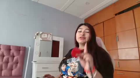 Snapshot of radiantgoddes chatting on 12/02/24, 01:02 radiantgoddes online show from 12/02/24, 01:02