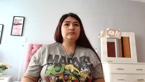 Snapshot of radiantgoddes chatting on 01/12/25, 01:48 radiantgoddes online show from 01/12/25, 01:48